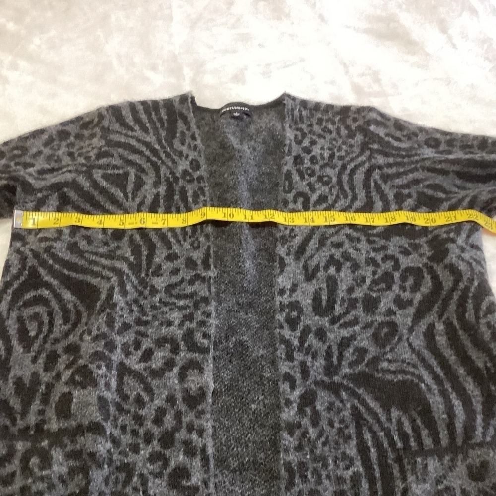 NWOT Fortune+Ivy Animal Print Longline Cardigan Sweater L Gray Black - Picture 5 of 8